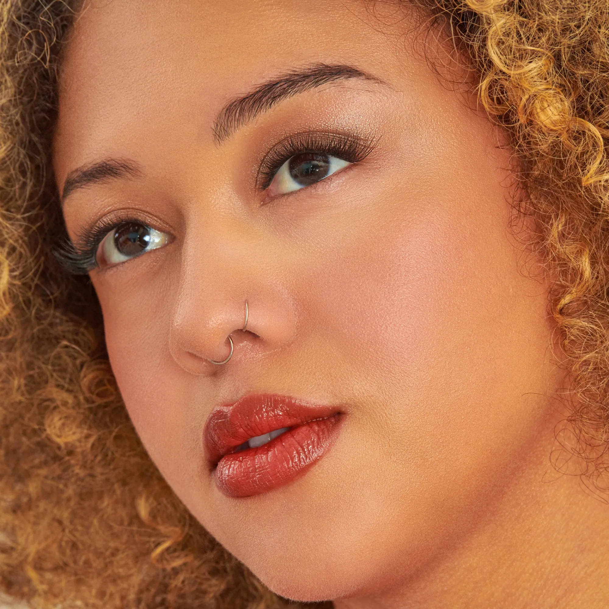 Long Lasting|Long Lasting>Impress Demi Edgy For Holiday | 24 Clusters
